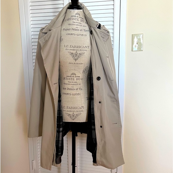 Banana Republic Lined Trench Coat - Picture 2 of 8